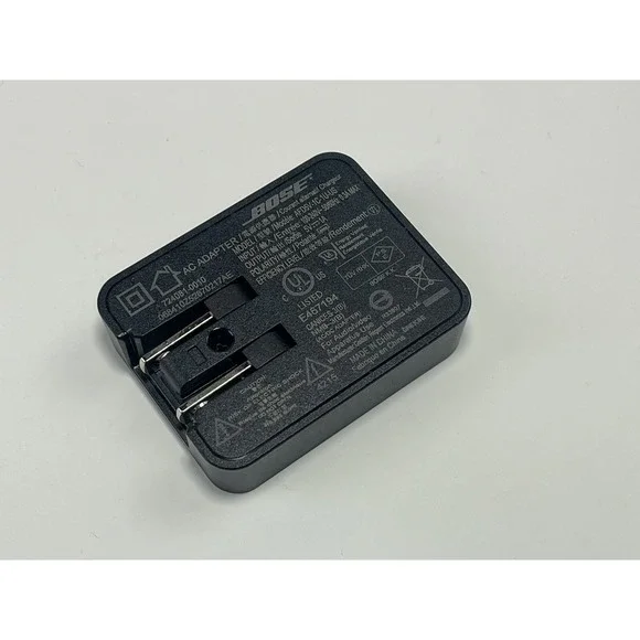BOSE AC Adapter 5V 1A USB output Charger AFD5V-1C-1U-US Soundlink Speaker NEW - Picture 2 of 3